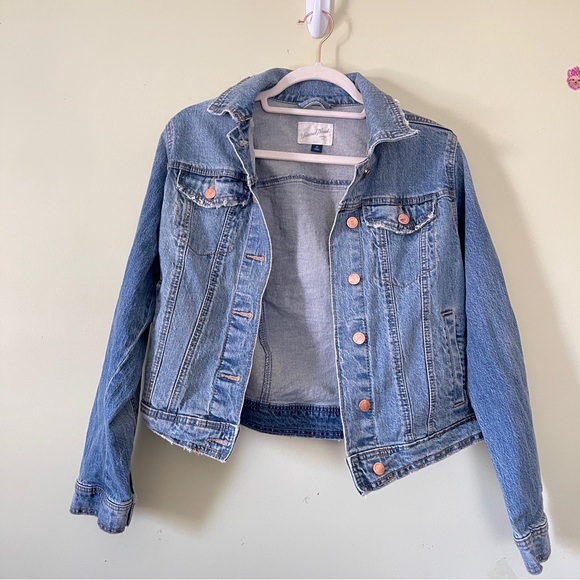 Universal Thread Denim Jacket - Picture 1 of 6